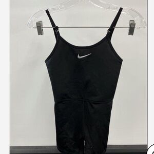 NIKE Sleeveless Pull-over  Jumpsuits/Romper